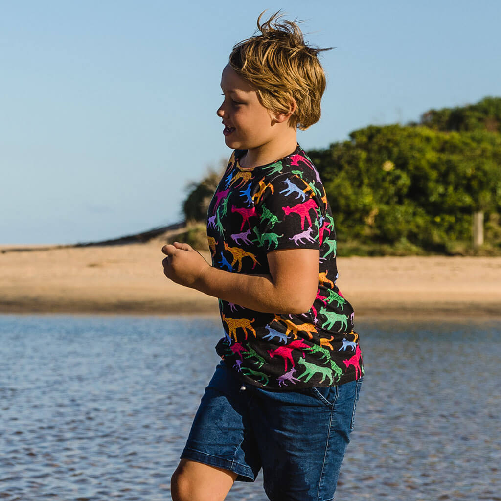 Boy Wearing Wills' Wildcats Short Sleeve Tee