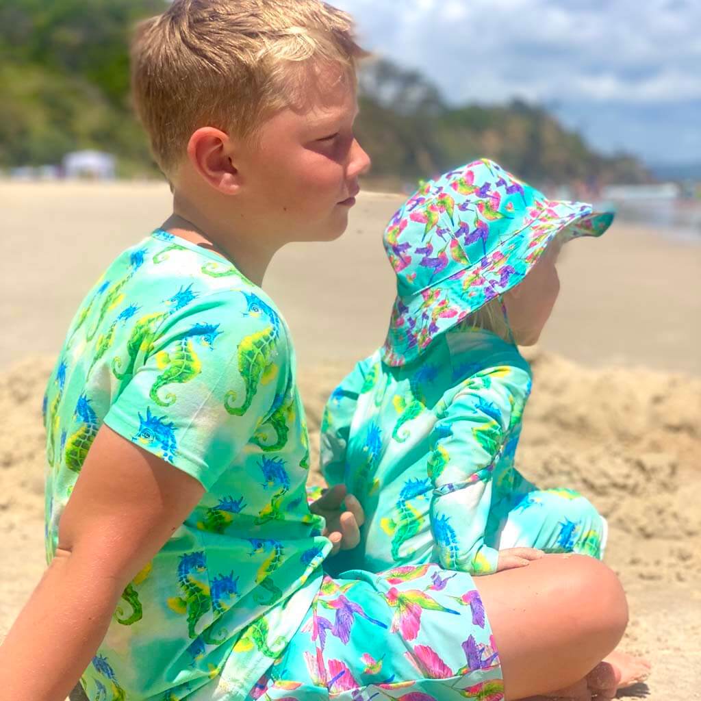 Hummingbirds Beach Hat